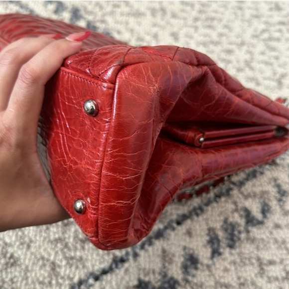 Chanel Leather handbag - Picture 6 of 13